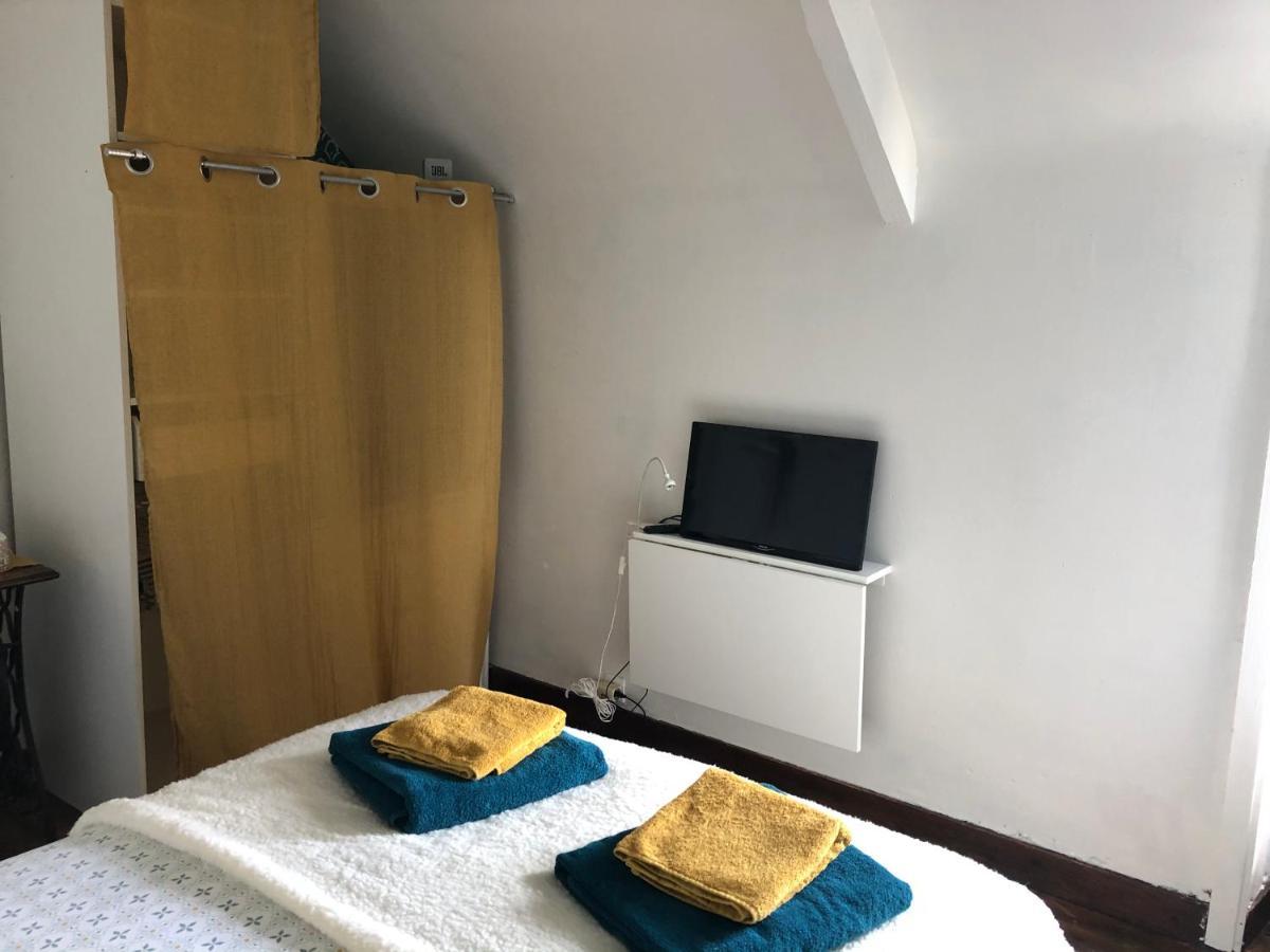 Bed and Breakfast Ardoises Et Agapanthes Pleslin-Trigavou Esterno foto